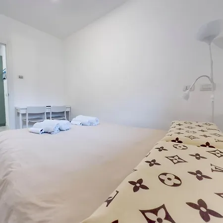 Luxury 3 Bedroom 100 Mq Next To Rho Fiera And San Siro ميلان